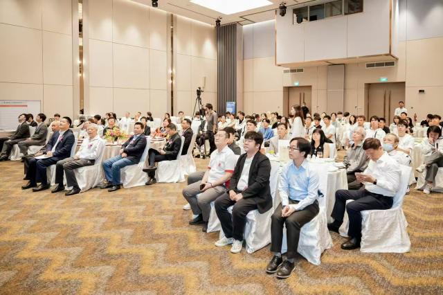 以棋会友, 日在新加坡, RcsRx
