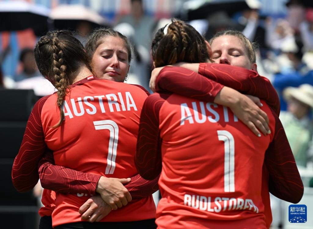 会浮士德球 会浮士德球