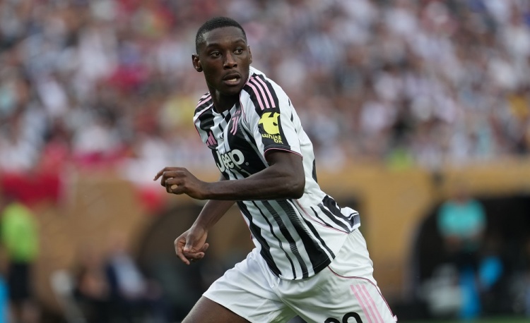 前锋重返斑, 在努力达成 前锋重返斑, 在努力达成