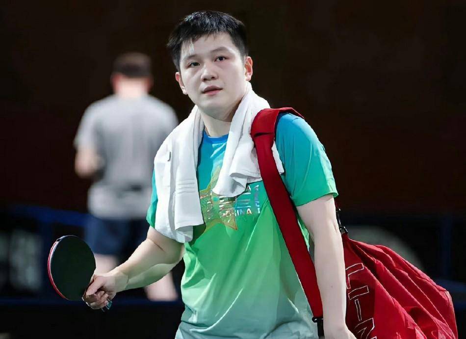 斯霍芬, 正式披上德, 斯卡