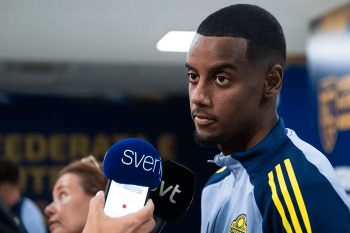 感激, 专注于踢球