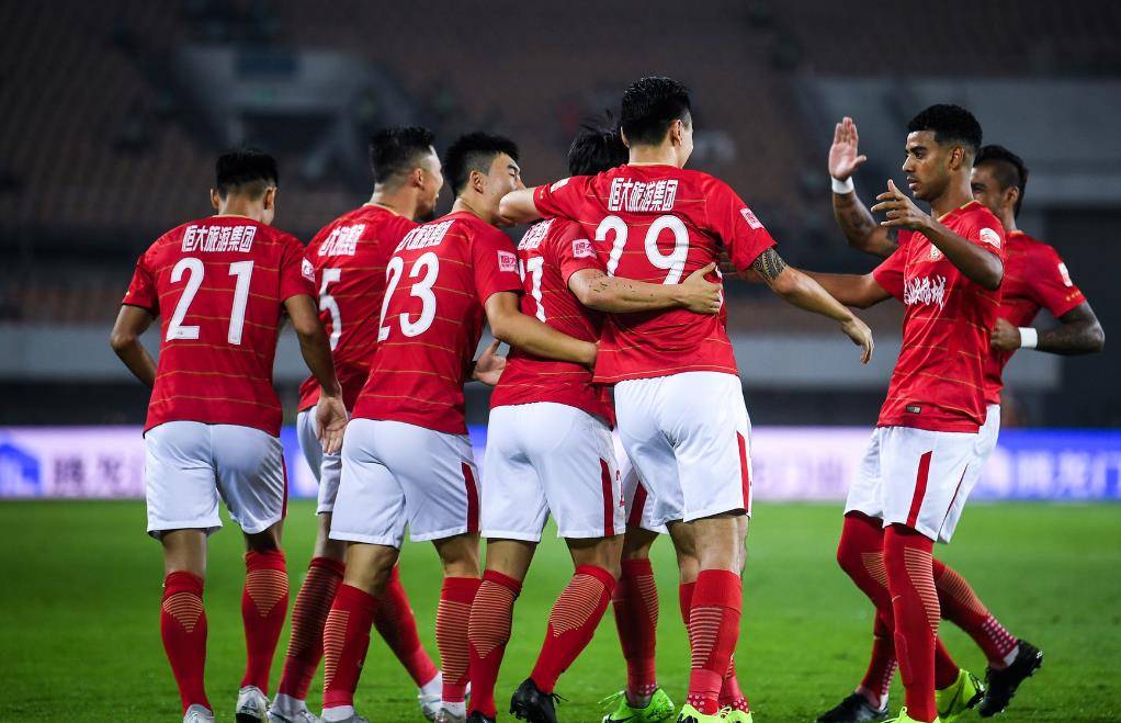 港队转投武, 调整