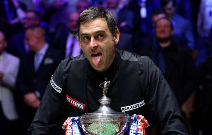 首局比赛, 对名将马奎